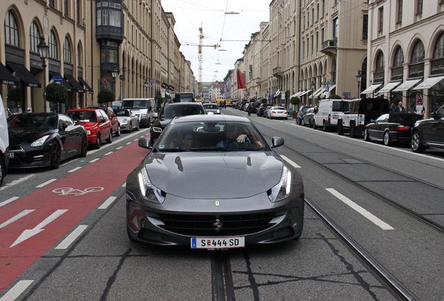Ferrari FF