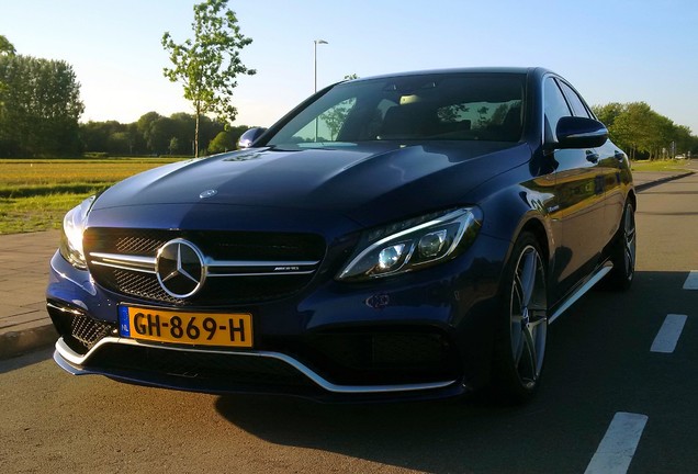 Mercedes-AMG C 63 S W205