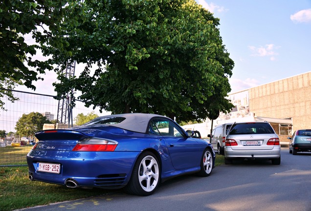 Porsche 996 Turbo Cabriolet