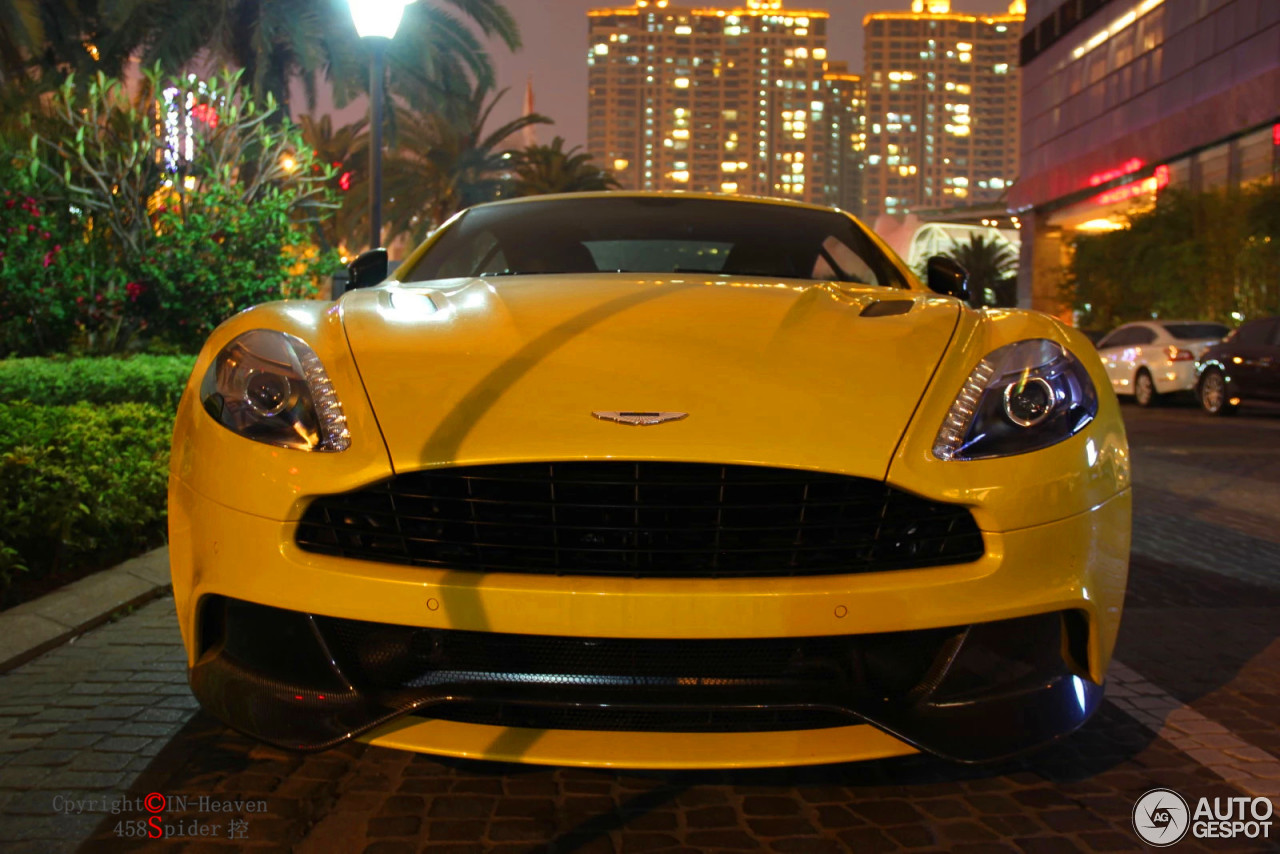 Aston Martin Vanquish 2013