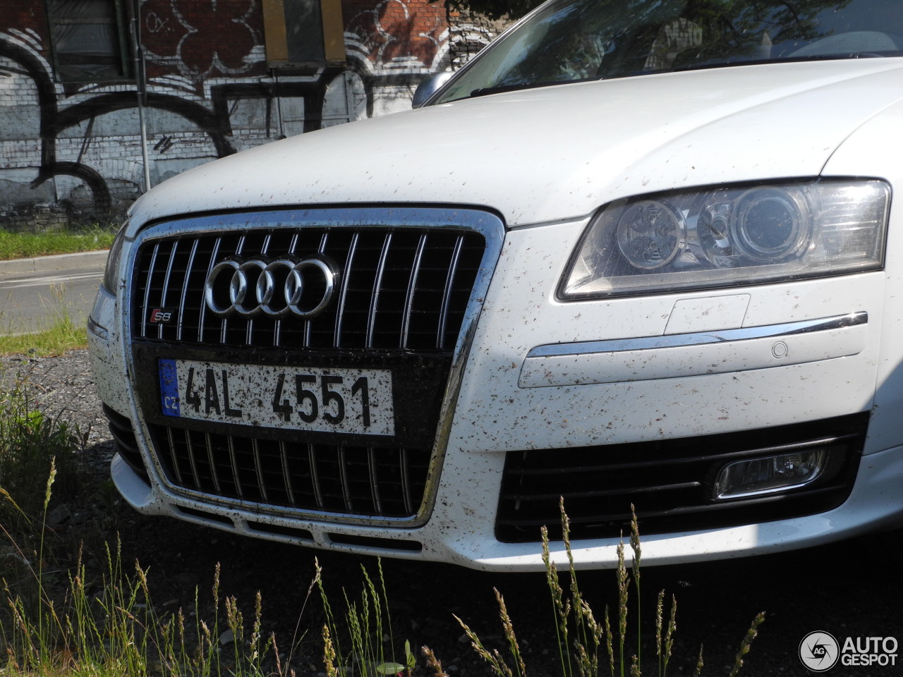 Audi S8 D3