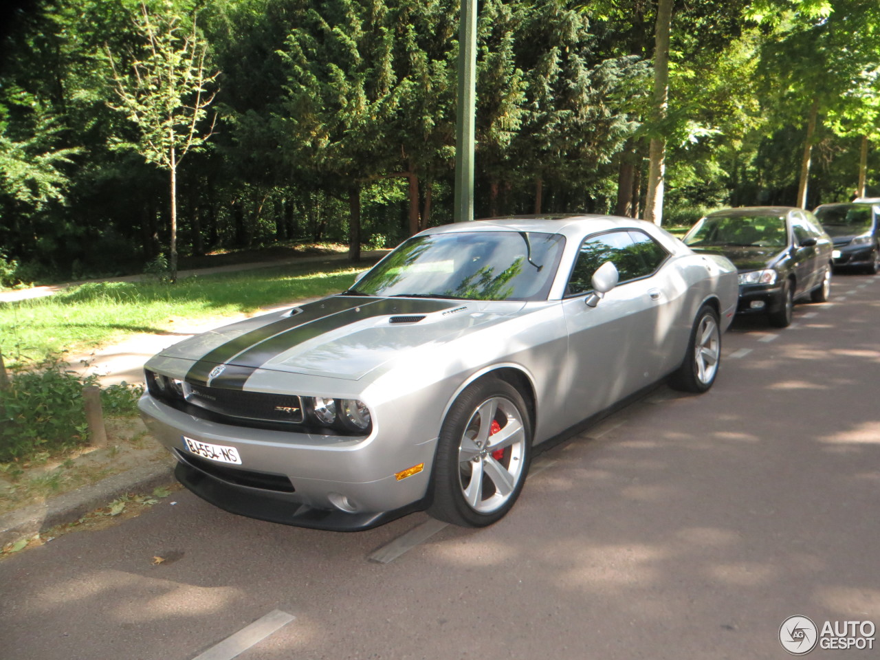 Dodge Challenger SRT-8