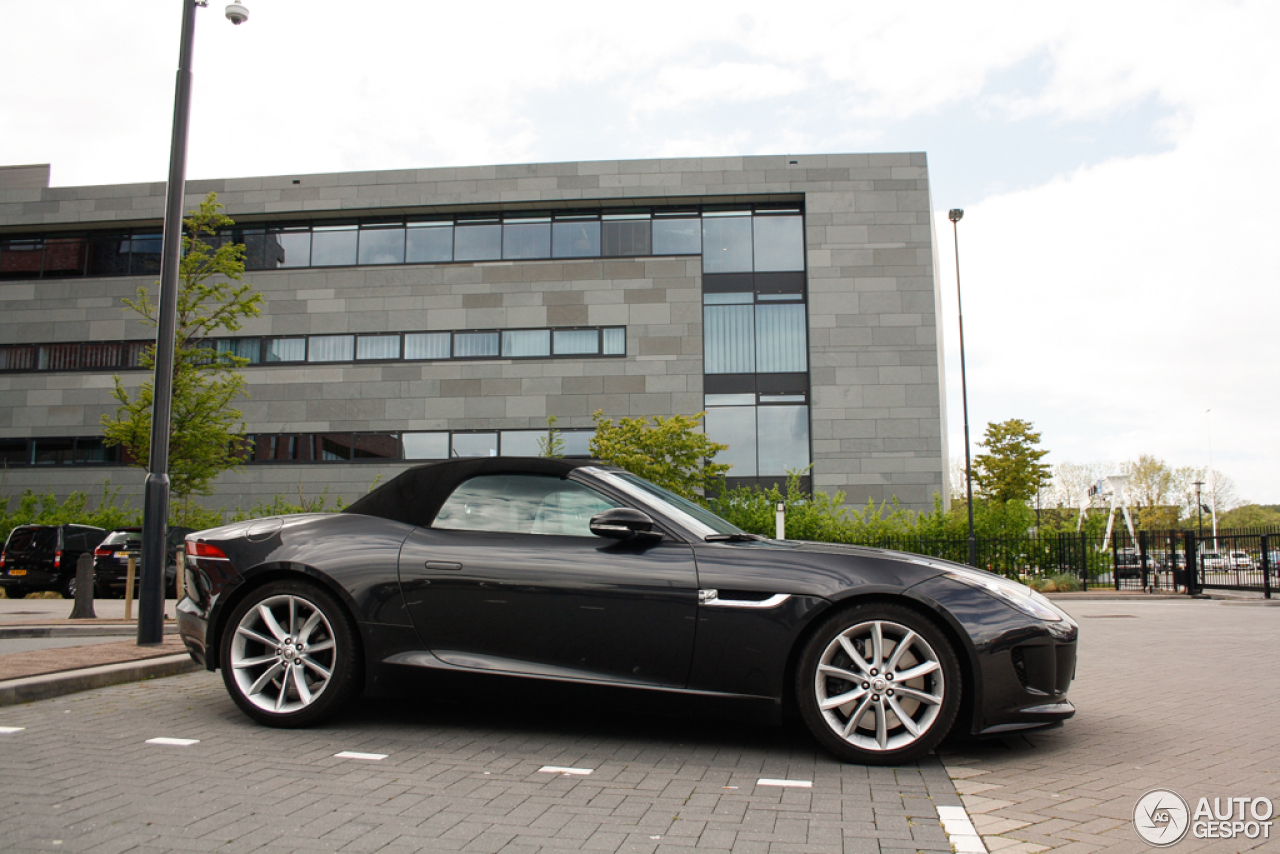 Jaguar F-TYPE S Convertible