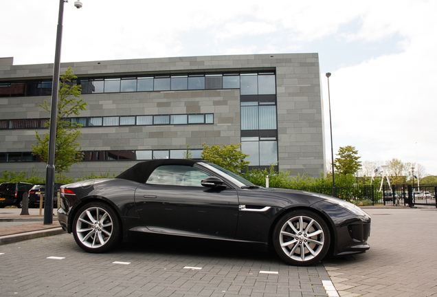 Jaguar F-TYPE S Convertible