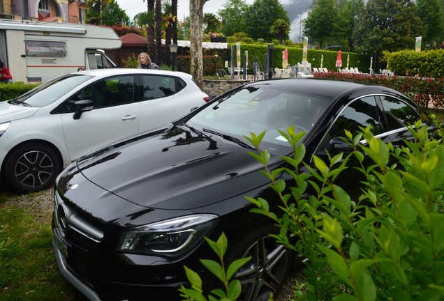 Mercedes-Benz CLA 45 AMG C117