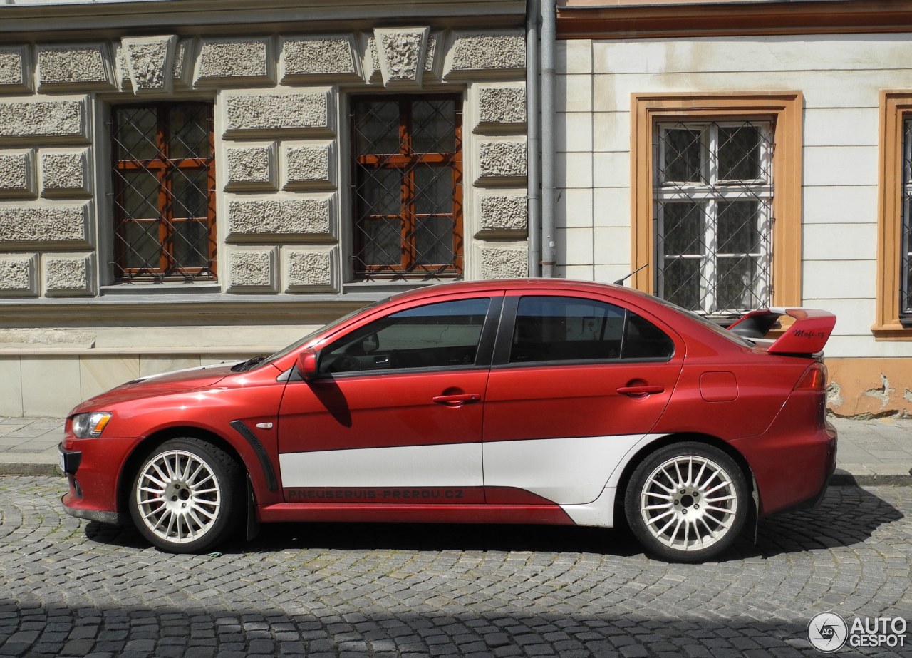 Mitsubishi Lancer Evolution X