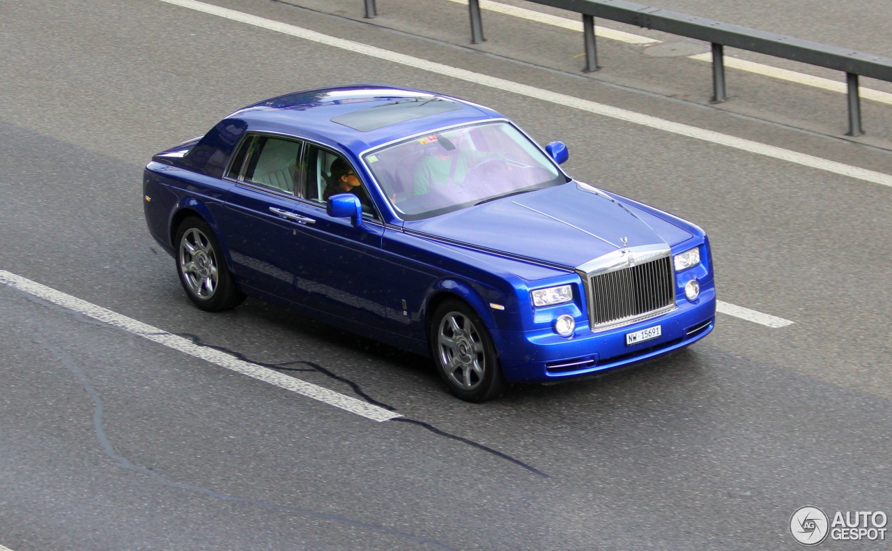 Rolls-Royce Phantom