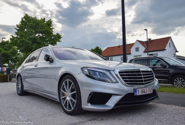 Mercedes-Benz S 63 AMG V222