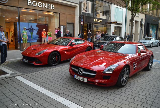 Mercedes-Benz SLS AMG