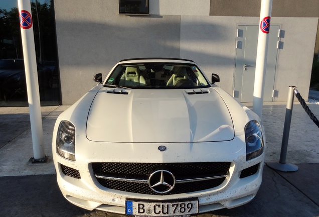 Mercedes-Benz SLS AMG GT Roadster