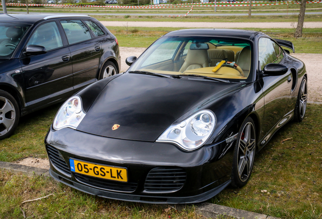 Porsche 996 Turbo