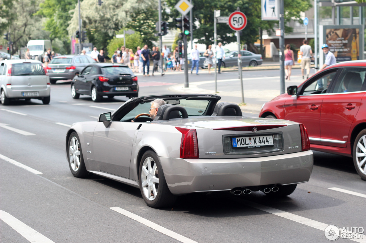 Cadillac XLR