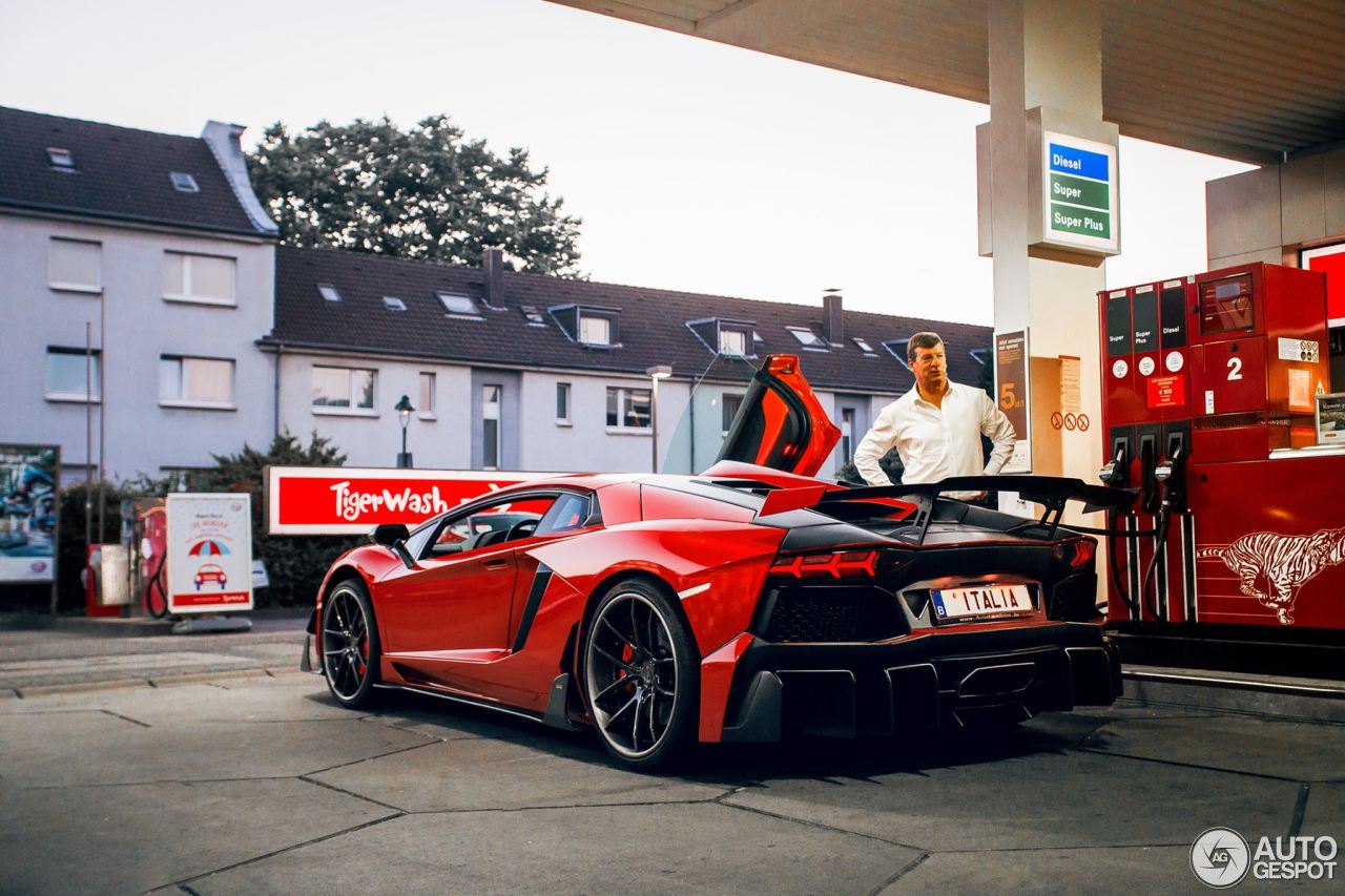 Lamborghini Aventador LP700-4 DMC Edizione GT Limited