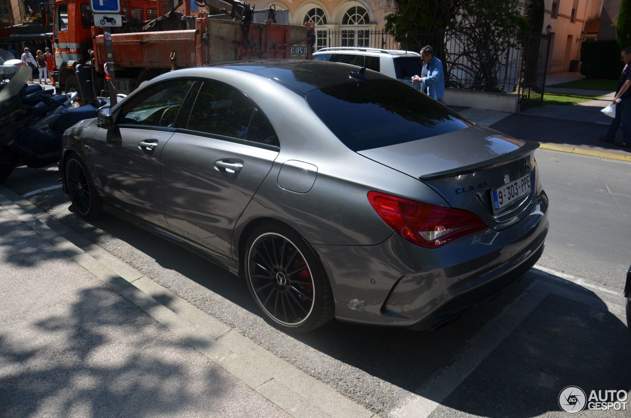 Mercedes-Benz CLA 45 AMG C117