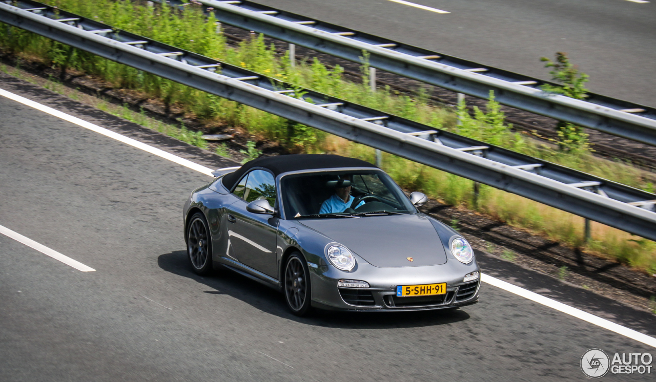 Porsche 997 Carrera 4 GTS Cabriolet