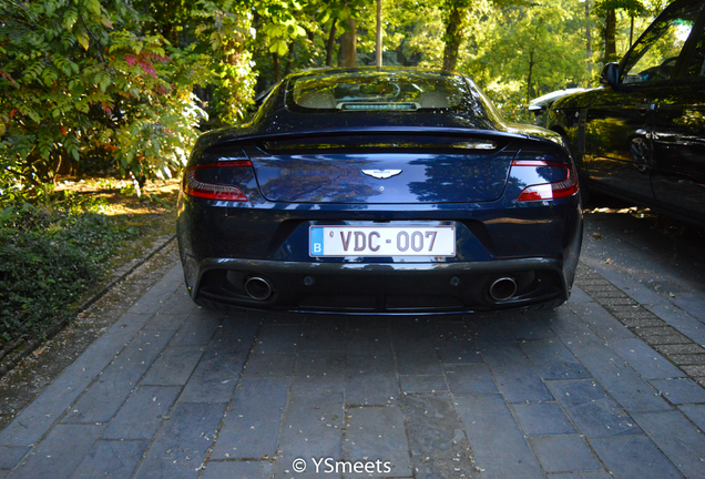 Aston Martin Vanquish 2013