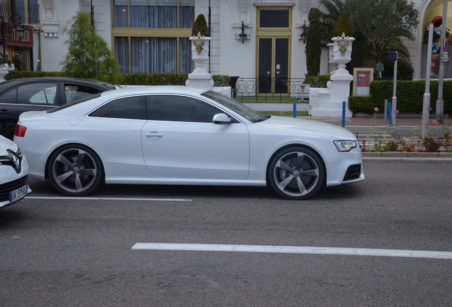 Audi RS5 B8 2012