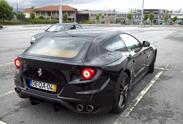 Ferrari FF