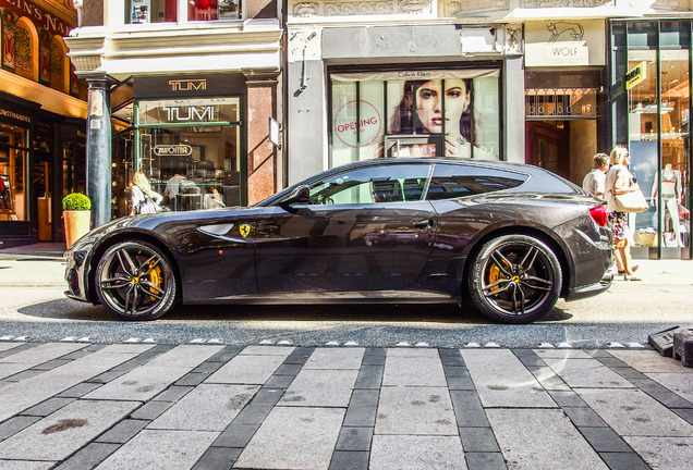 Ferrari FF