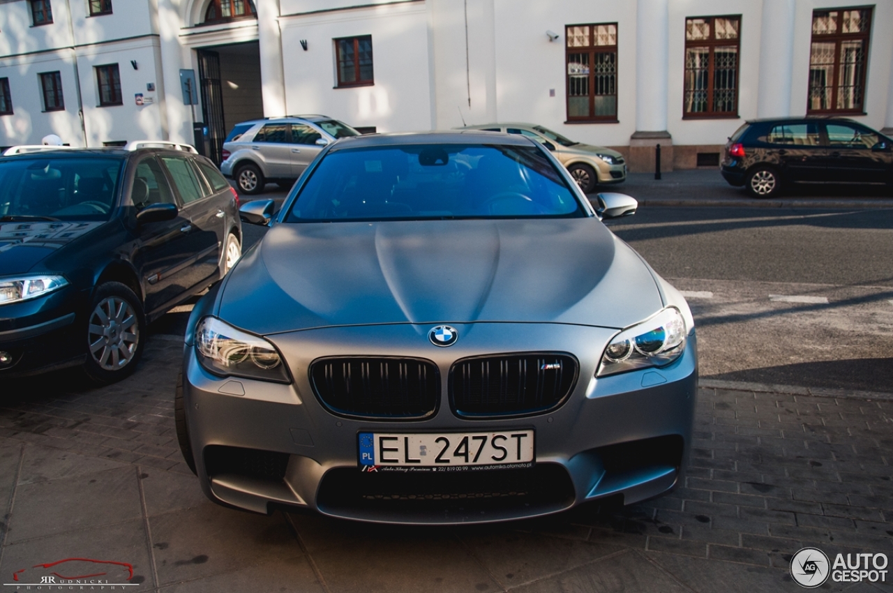 BMW M5 F10 2011