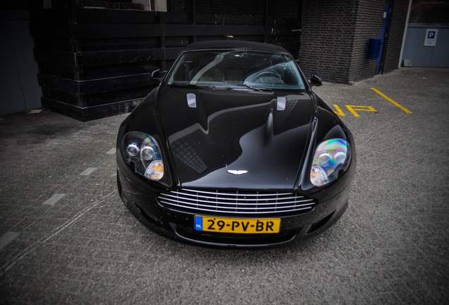 Aston Martin DB9 Volante