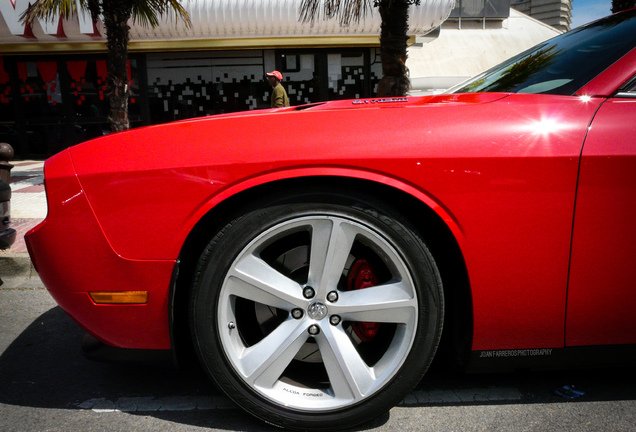 Dodge Challenger SRT-8