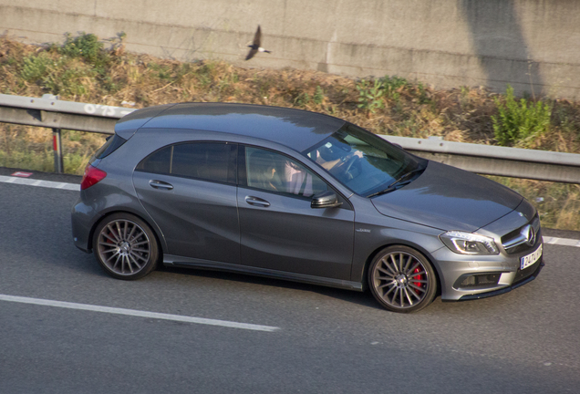 Mercedes-Benz A 45 AMG