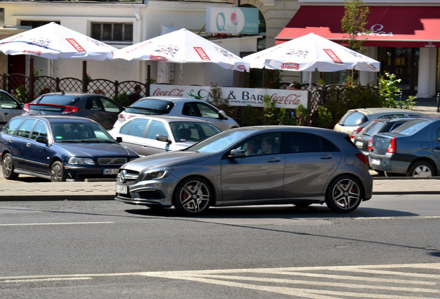 Mercedes-Benz A 45 AMG