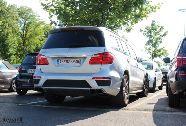 Mercedes-Benz GL 63 AMG X166