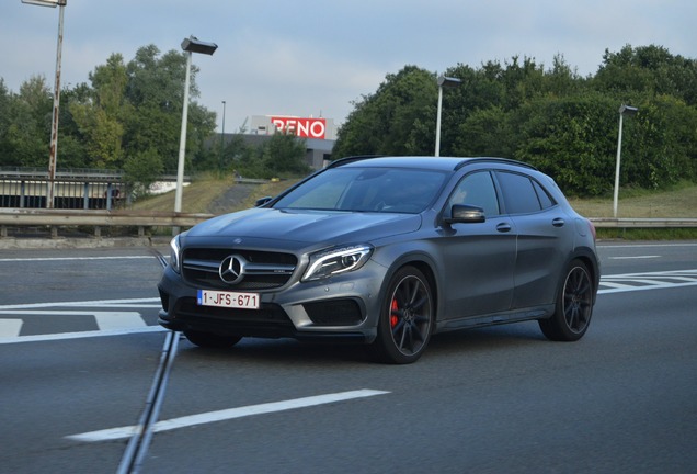 Mercedes-Benz GLA 45 AMG X156