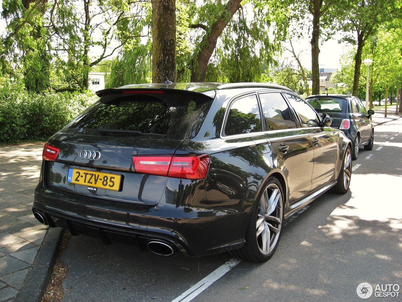 Audi RS6 Avant C7