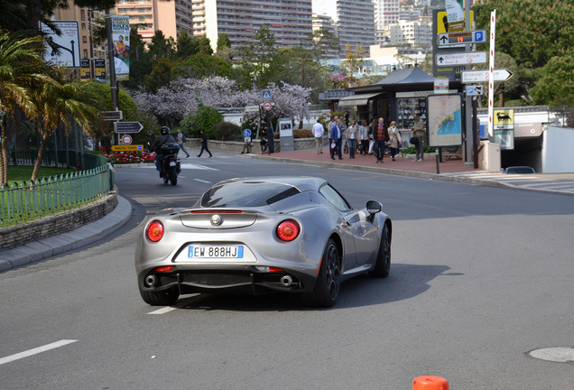 Alfa Romeo 4C Coupé