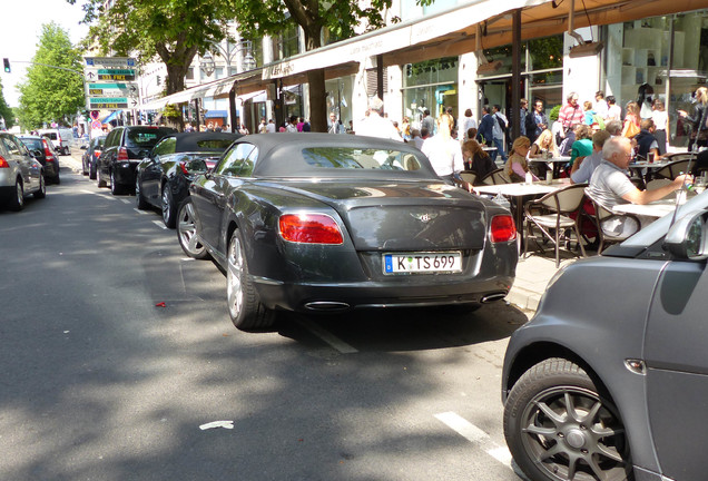 Bentley Continental GTC 2012