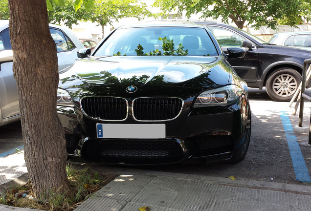 BMW M5 F10 2011