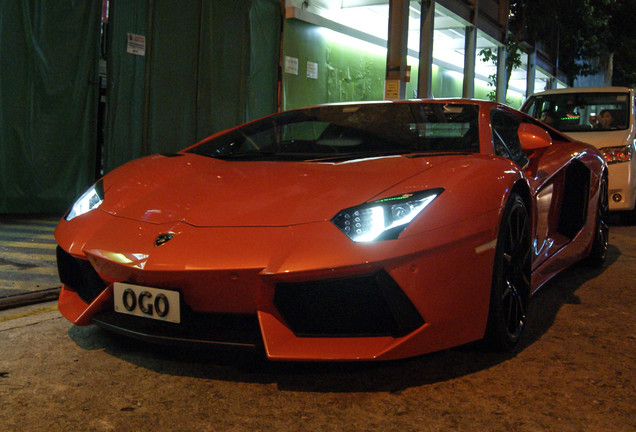 Lamborghini Aventador LP700-4