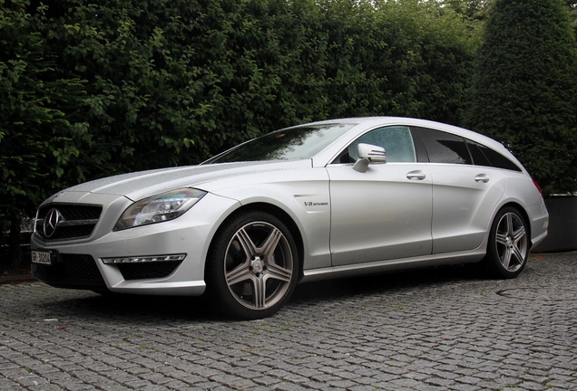 Mercedes-Benz CLS 63 AMG X218 Shooting Brake