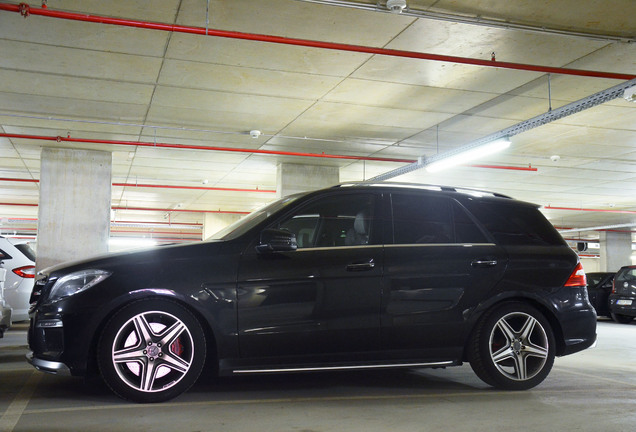 Mercedes-Benz ML 63 AMG W166