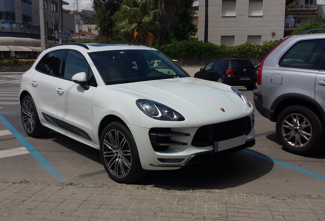 Porsche 95B Macan Turbo