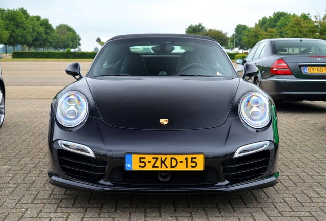 Porsche 991 Turbo S Cabriolet MkI