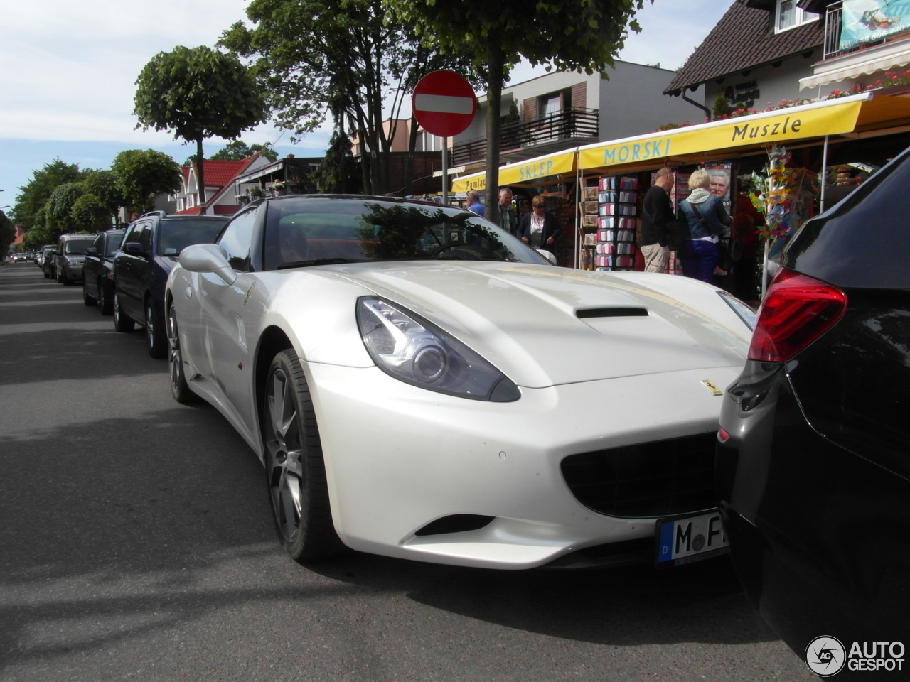 Ferrari California