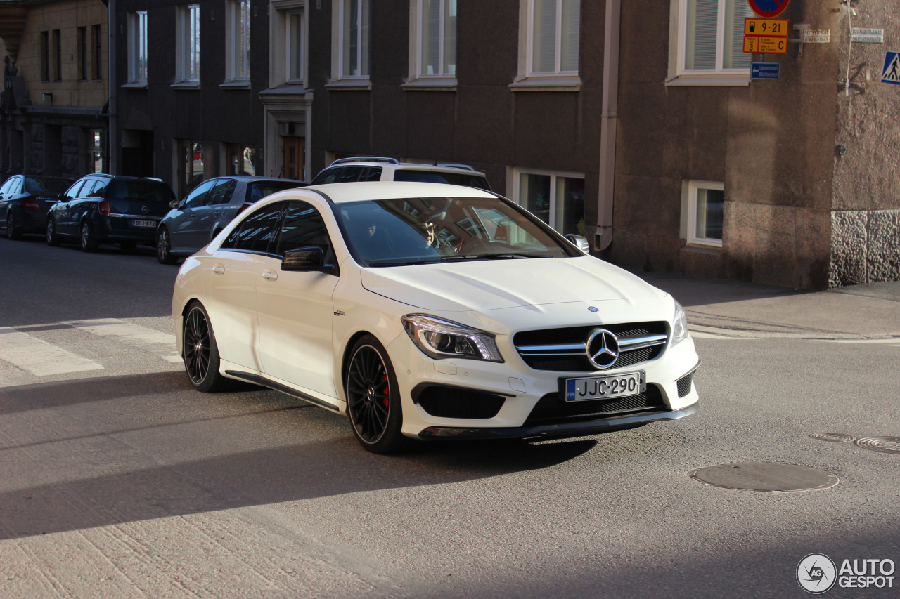 Mercedes-Benz CLA 45 AMG C117