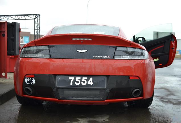 Aston Martin V12 Vantage S