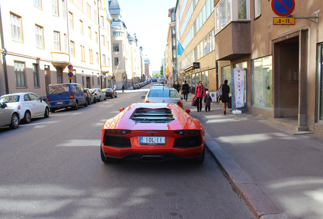 Lamborghini Aventador LP700-4