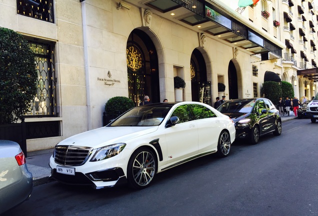 Mercedes-Benz Brabus 900 Rocket