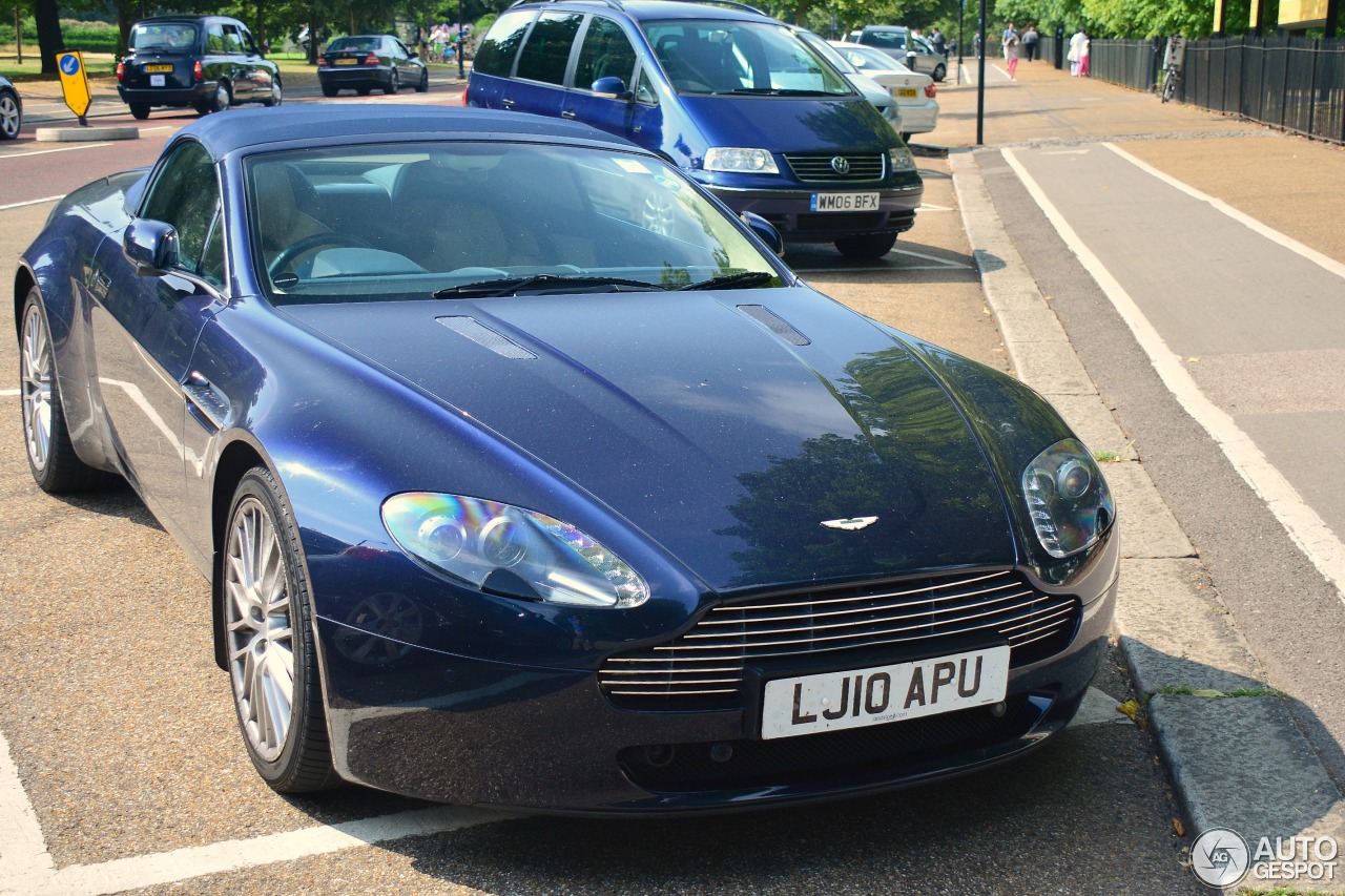 Aston Martin V8 Vantage Roadster