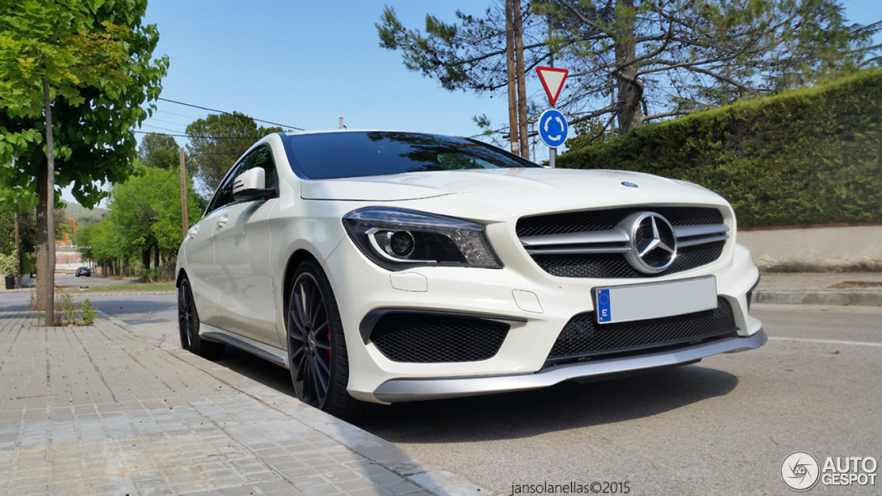 Mercedes-Benz CLA 45 AMG C117