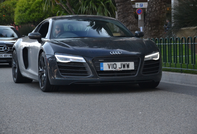 Audi R8 V10 Plus 2013