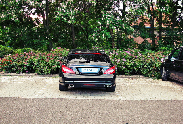 Mercedes-Benz CLS 63 AMG X218 Shooting Brake