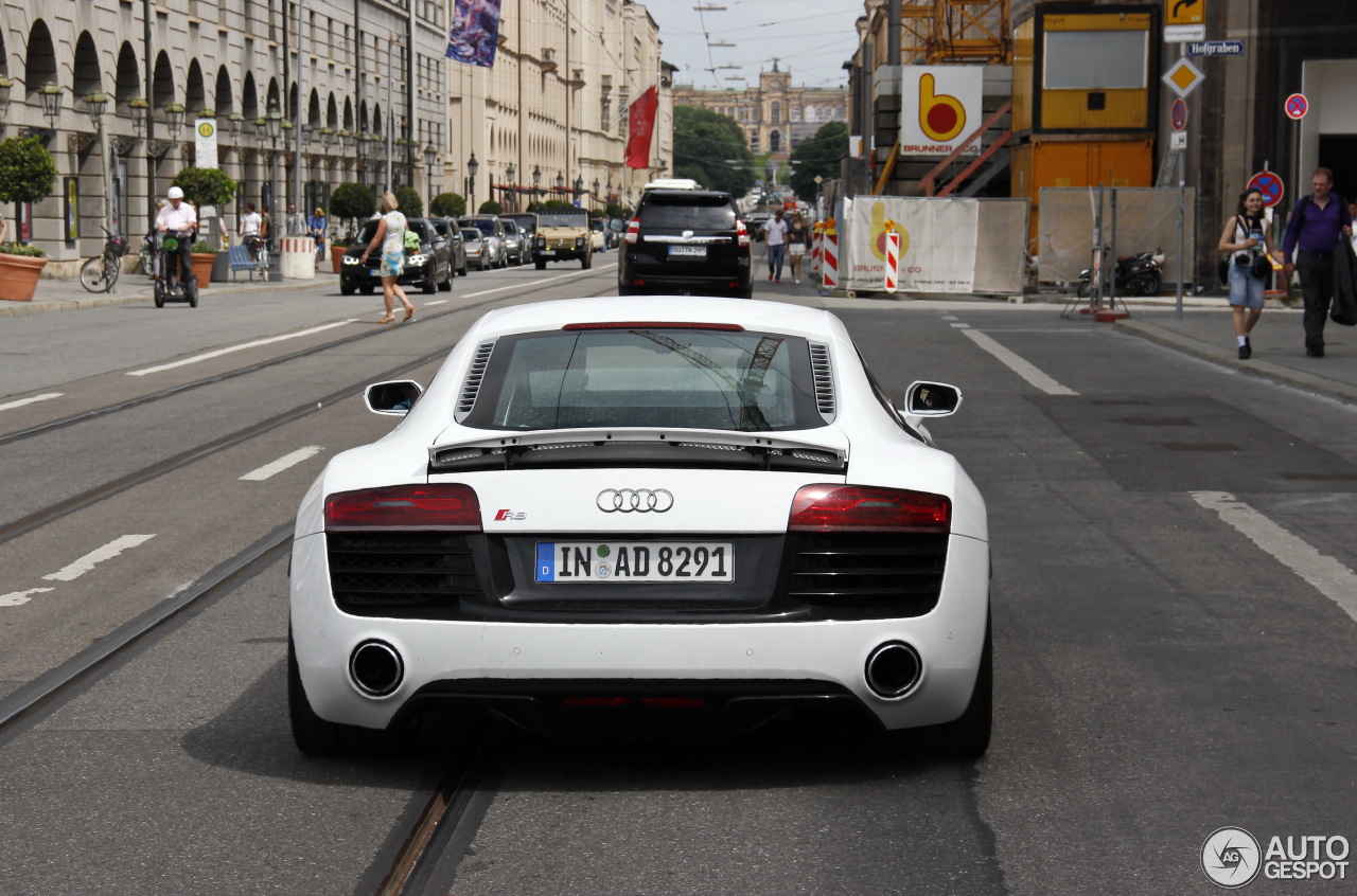 Audi R8 V10 2013