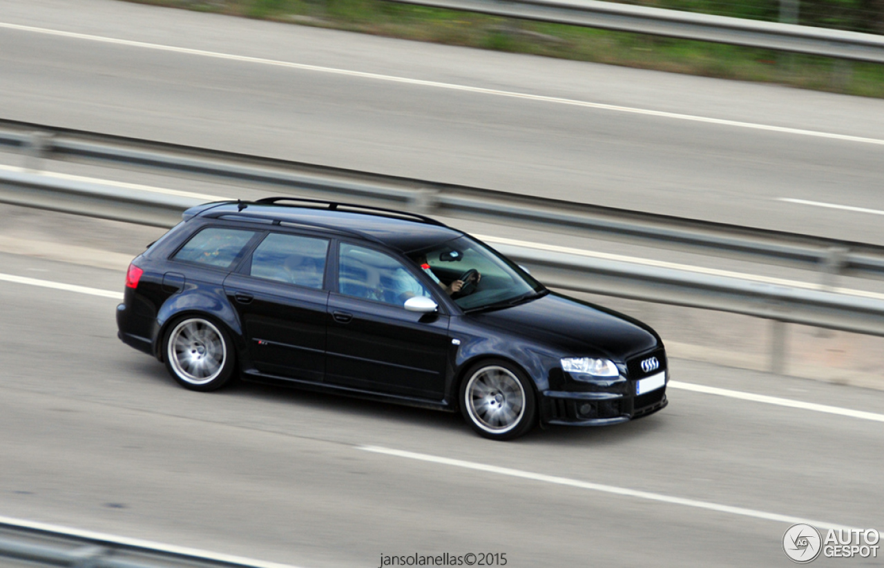 Audi RS4 Avant B7